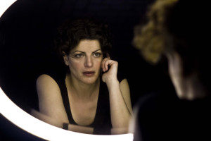 Bianca Nappi in Re(L)azioni di Neil LaBute alla Sala Assoli di Napoli