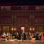 Torna al Teatro di San Carlo di Napoli, da martedì 3 a venerdì 13 novembre, per dieci recite, “La traviata” di Giuseppe Verdi