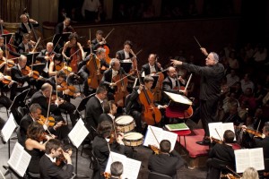 Daniel Oren ritorna sul podio del Teatro di San Carlo con Chopin e Beethoven, il 3 e 4 dicembre 2015