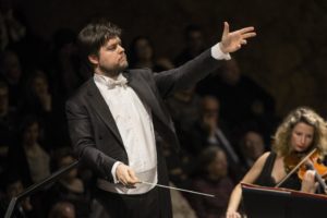 Inaugurazione della Stagione di Concerti 2017-18 del Teatro San Carlo di Napoli: Juraj Valčuha sul podio di Orchestra e Coro, il 24 ottobre 2017