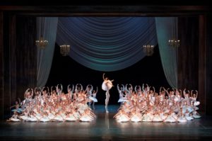 “Autunno Danza 2017”, al via l’11 novembre 2017 al Teatro San Carlo di Napoli con “Il Padiglione delle Peonie”