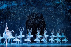 Al Teatro San Carlo di Napoli torna il balletto “Lo Schiaccianoci”, dal 23 al 30 dicembre 2017. Prova generale aperta al pubblico il 22 dicembre 2017 alle ore 16