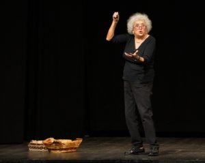 Grazia Scuccimarra in “Sono una donna laceroconfusa”, dal 1° al 25 febbraio 2018 al Teatro degli Audaci di Roma