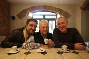 “Eravamo 3 amici al bar”, scritto e diretto da Mario Scaletta, dal 12 al 24 marzo 2019 al Teatro Roma
