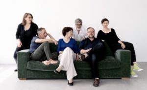 Dennis Russell Davies e i Neue Vocalsolisten in concerto al Teatro San Carlo di Napoli, il 22 febbraio 2020