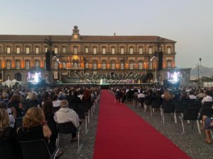 La prova generale di “Aida”, con Anna Pirozzi e Jonas Kaufmann, a Piazza del Plebiscito