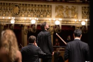 Con Juraj Valčuha riparte la Stagione di Concerti  del Teatro San Carlo di Napoli, il 29 maggio 2021