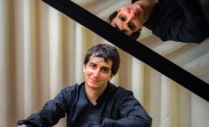 Il pianista Angelo Villari ai Concerti di Primavera, il 9 marzo 2022 alla Chiesa Anglicana di Napoli