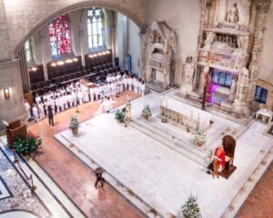 “Incanti musicali. La luce della rinascita”, concerto di musica napoletana e gospel, il 4 agosto 2023 presso la Basilica di Santa Chiara