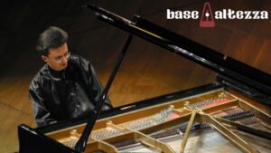 Il pianista Andrea Bacchetti interpreta le Variazioni Goldberg di Bach, il 24 gennaio 2024 all’Auditorium Porta del Parco di Bagnoli