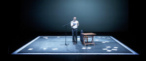 Fabrizio Gifuni porta in scena “Con il vostro irridente silenzio”, dal 15 al 18 febbraio 2024 al Teatro Nuovo di Napoli
