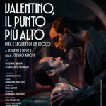 “Valentino, il punto più alto. Vita e segreti di un idolo”, di Roberto Russo con la regia di Stefano Ariota, dal 6 all’8 novembre 2026 al Teatro Sancarluccio di Napoli